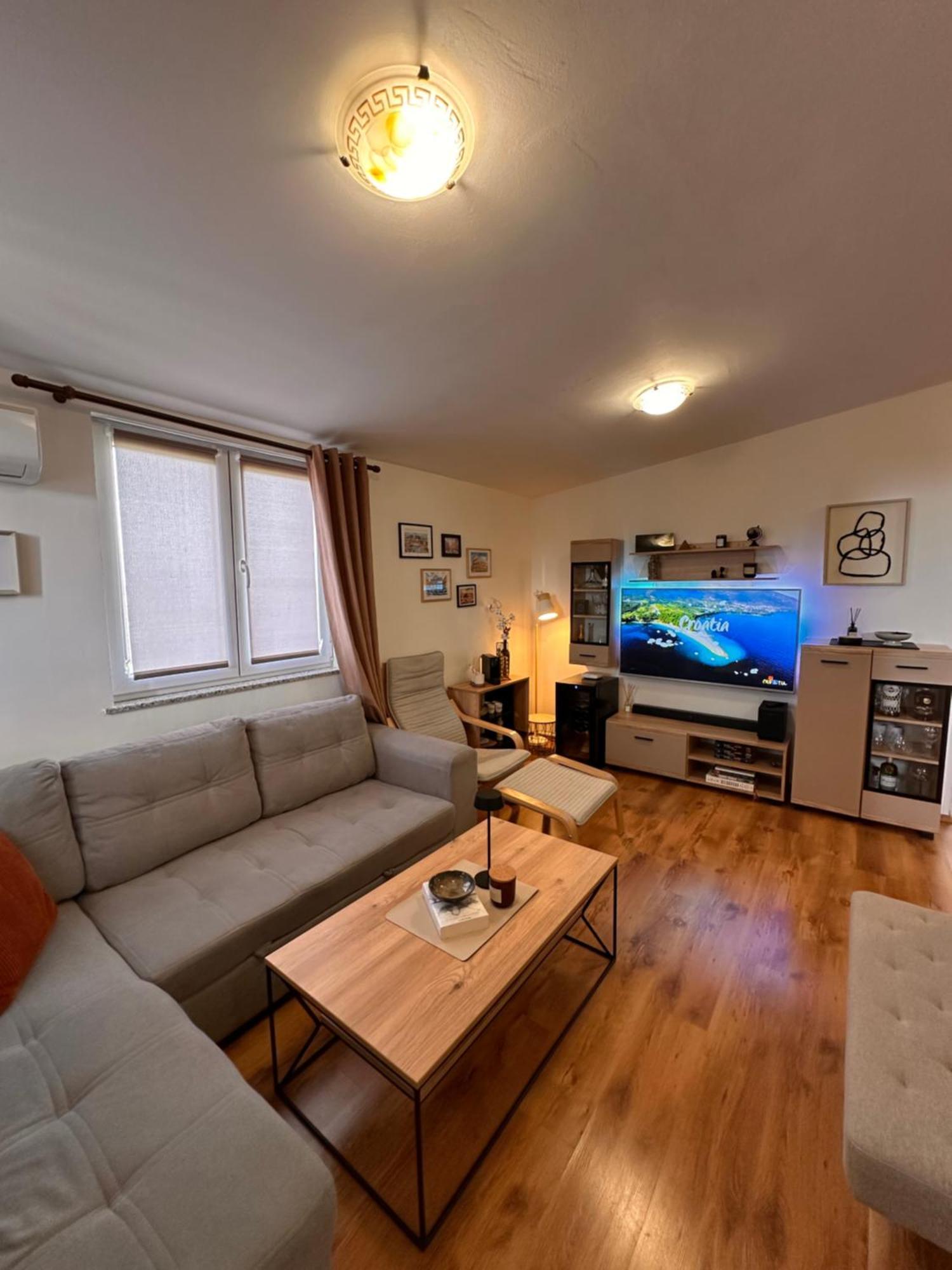 Apartments Roko Pridraga ภายนอก รูปภาพ