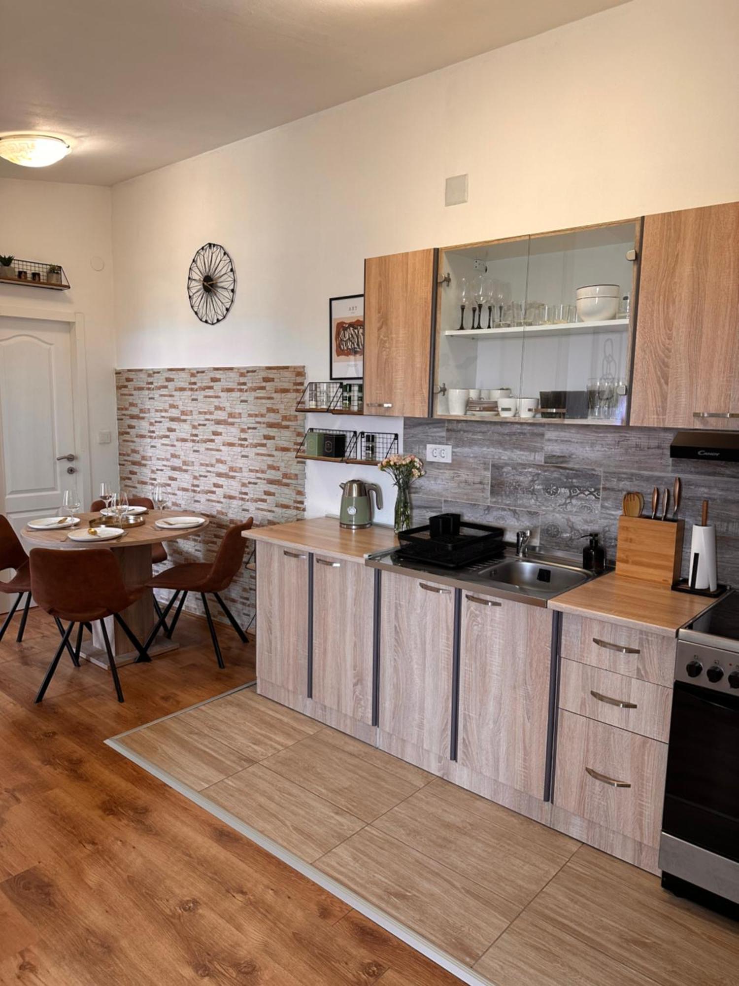 Apartments Roko Pridraga ภายนอก รูปภาพ
