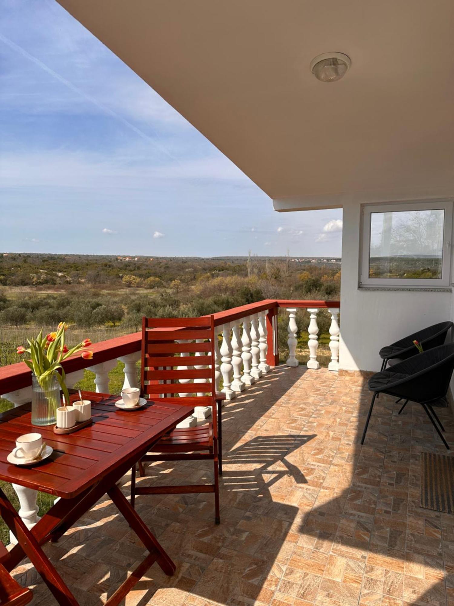Apartments Roko Pridraga ภายนอก รูปภาพ