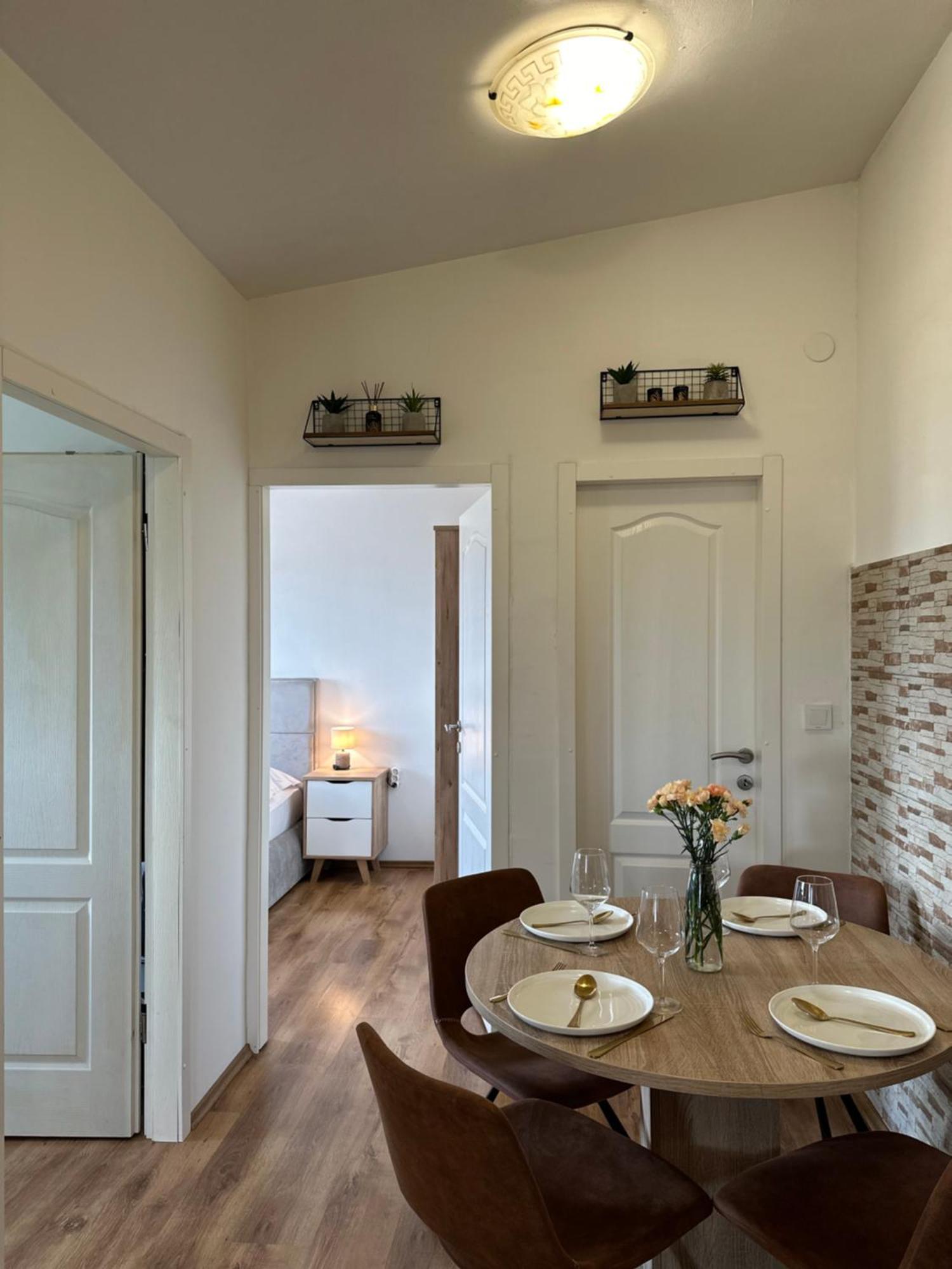Apartments Roko Pridraga ภายนอก รูปภาพ